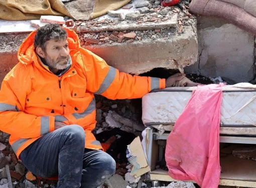 “HÜZÜN VE GÖZYAŞI”